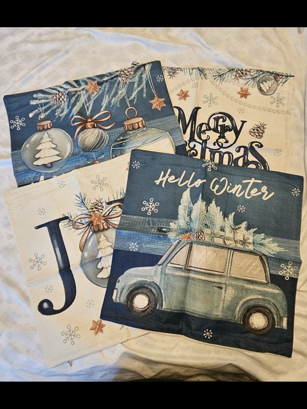 Holiday 'Merry Christmas' Decorative Pillow Cover - Ivory and Navy